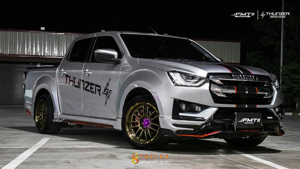 ชุดแต่งสเกิร์ตรอบคัน THUNZER สำหรับ ALL NEW D-MAX 2020 (ตัวเตี้ย)