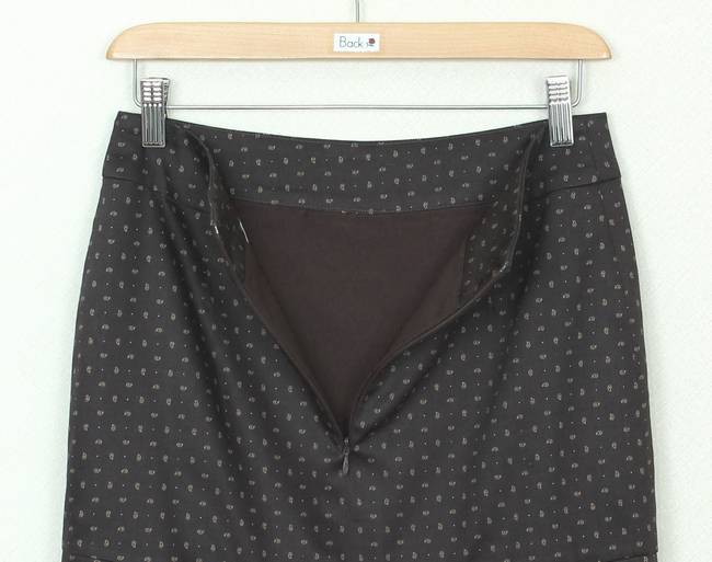 SK-284 กระโปรงแฟชั่น&ทำงาน ทรงสอบ ผ้าคอตต้อนญี่ปุ่นพิมพ์ลายลูกน้ำเล็กๆพื้นน้ำตาล ชายกระโปรงจับจีบรอบตัว