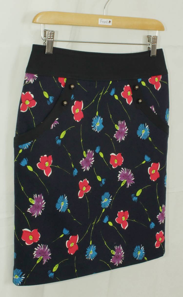 SK-181 กระโปรงแฟชั่น&ทำงาน ทรงสอบ ผ้าญี่ปุ่นผสมสเป็นเด็กพิมพ์ลายดอกไม้โทนน้ำเงิน