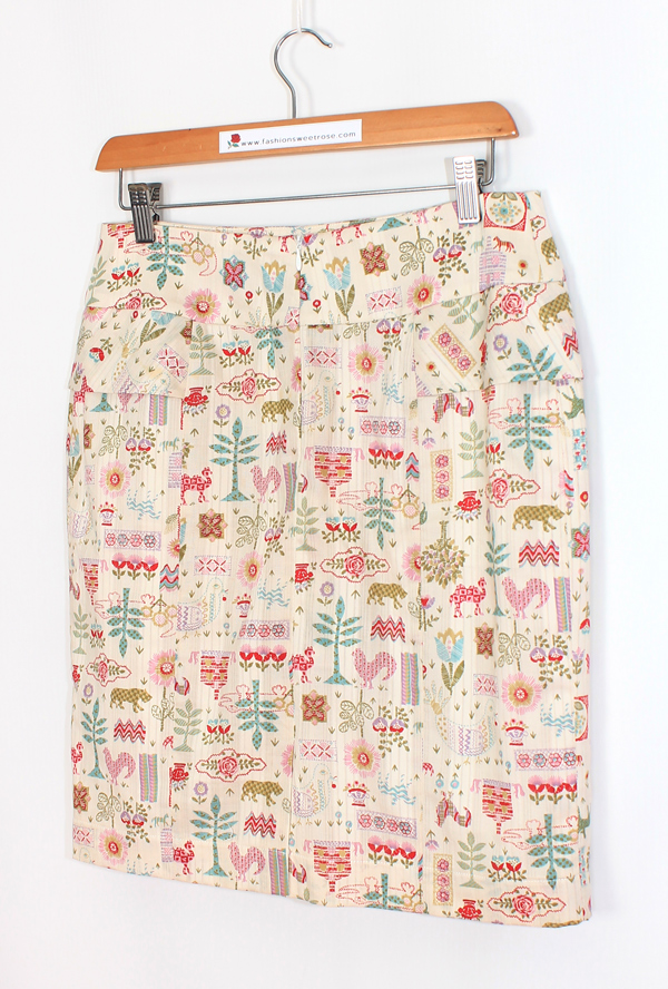 SK-475 กระโปรงทรงสอบ ผ้าคอตต้อนญี่ปุ่นพิมพ์ลายคอสติส