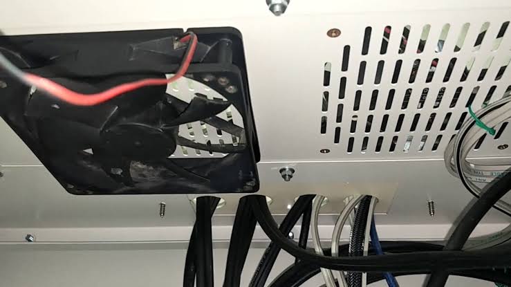 ตู้แร็คติดผนัง 6U 19นิ้ว