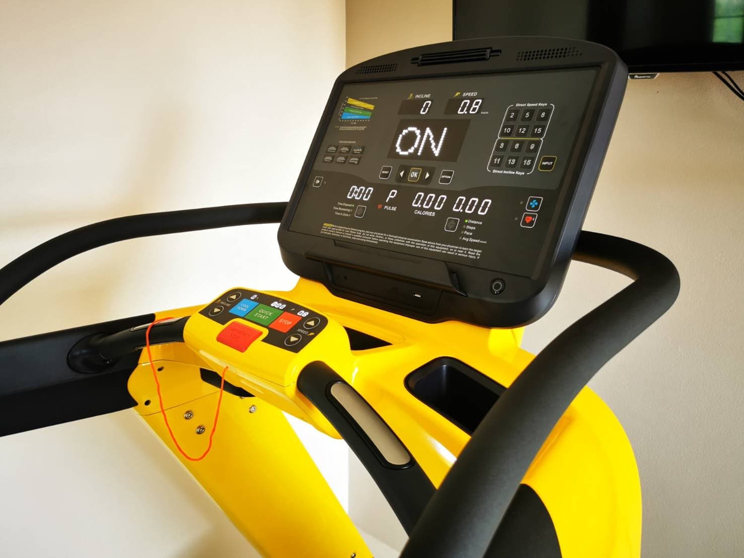 ลู่วิ่งไฟฟ้า G5100 PRO | ลู่วิ่งเชิงพาณิชย์คุณภาพสูงสำหรับฟิตเนสและใช้ในบ้านระดับพรีเมียม