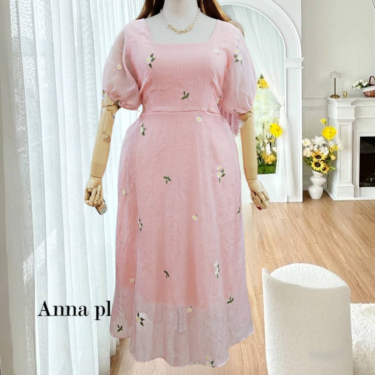 A192 เดรส สาวอวบ ผ้าปักลายดอก ซับในทั้งตัว อกได้ถึง52นิ้ว ออฟไวท์ดอกเหลือง ออฟไวท์ดอกชมพู ฟ้า ชมพู อก40-50นิ้ว