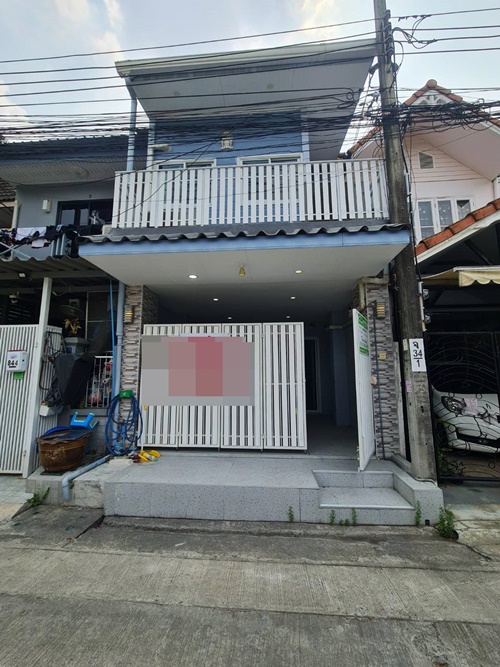 ขายทาวน์เฮ้าส์ 2 ชั้น ม.บ้านเสนาวิลล่า บางกะปิ เนื้อที่ 17 ตร.ว.- 06159
