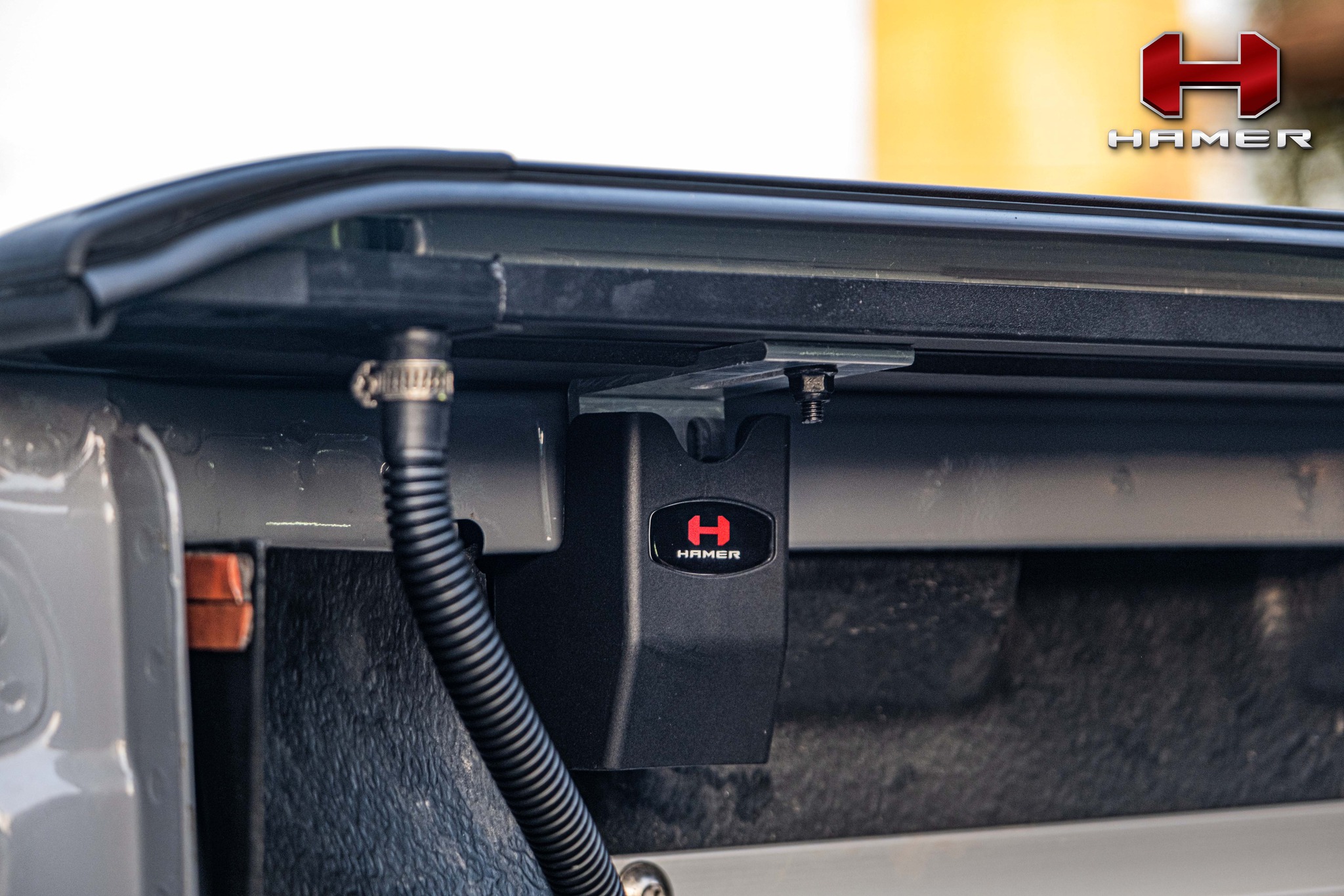 ฝาปิดท้ายกระบะไฟฟ้า HAMER AUTO ROLLER LID NAVARA 2021