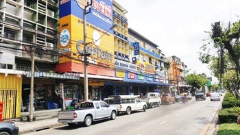 ขายอาคารพาณิชย์ 4.5 ชั้น ซอยนวมินทร์24 16 ตร.ว. ติดถนนใหญ่ ทำเลค้าขาย 04354