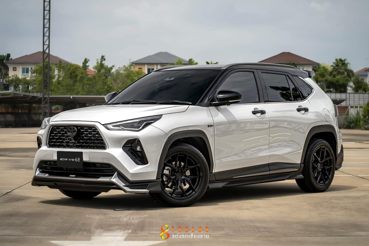 ชุดแต่งสเกิร์ตรอบคัน DRIVE 68 : YARIS CROSS 2023