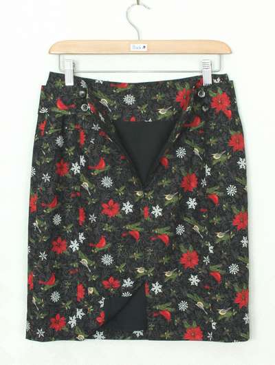 SK-337 กระโปรงแฟชั่น&ทำงาน ทรงสอบ ผ้าคอตต้อนญี่ปุ่นพิมพ์ลายดอกไม้และนก โทนสีเข้ม พร้อมโบว์คาดเอว