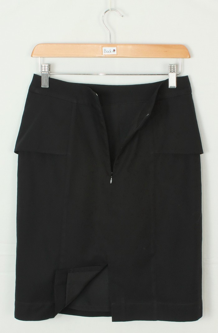 SK-115 กระโปรงแฟชั่น&ทำงาน ทรงสอบ ผ้าคอตตอนญี่ปุ่นสีดำ แต่งระบายด้านหน้ากระโปรง