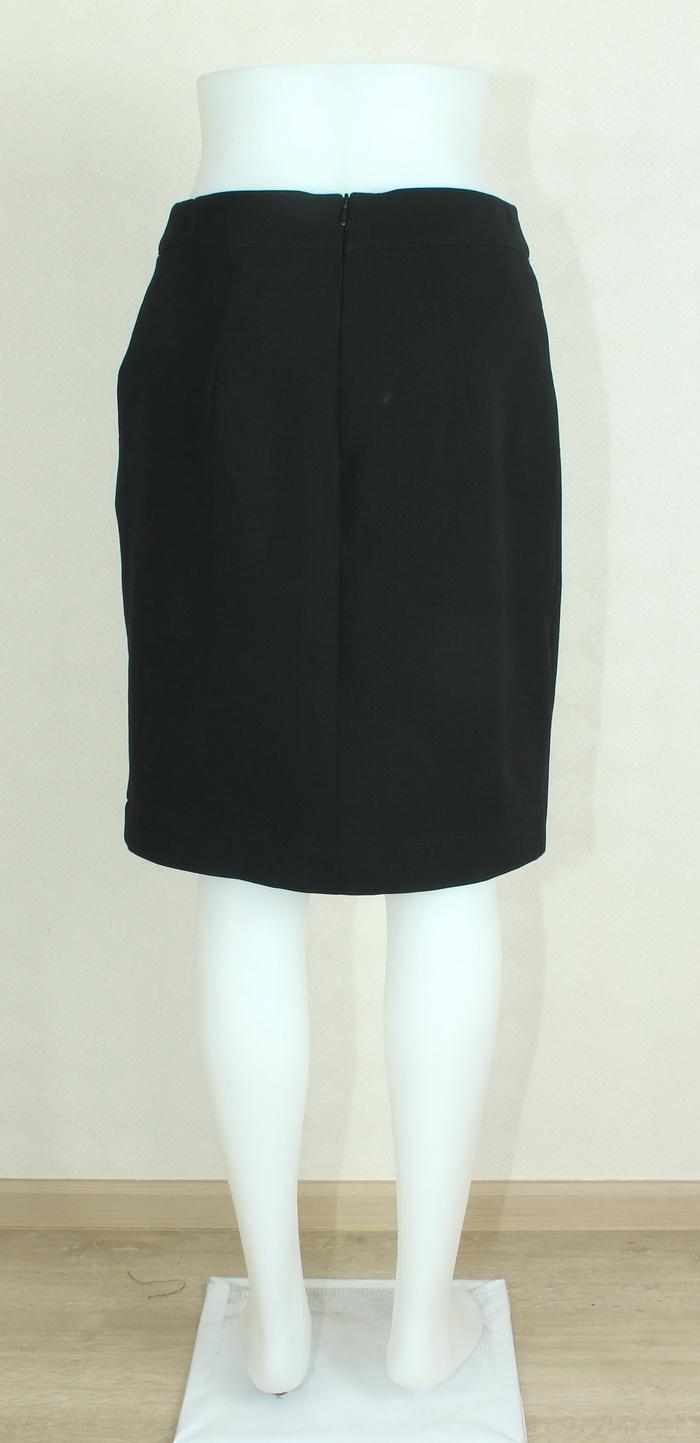 SK-269 กระโปรงทรงเอ ผ้าญี่ปุ่น BM สีดำ เป็นกระโปรงป้าย มีกระเป๋าล้วง 2 ข้าง