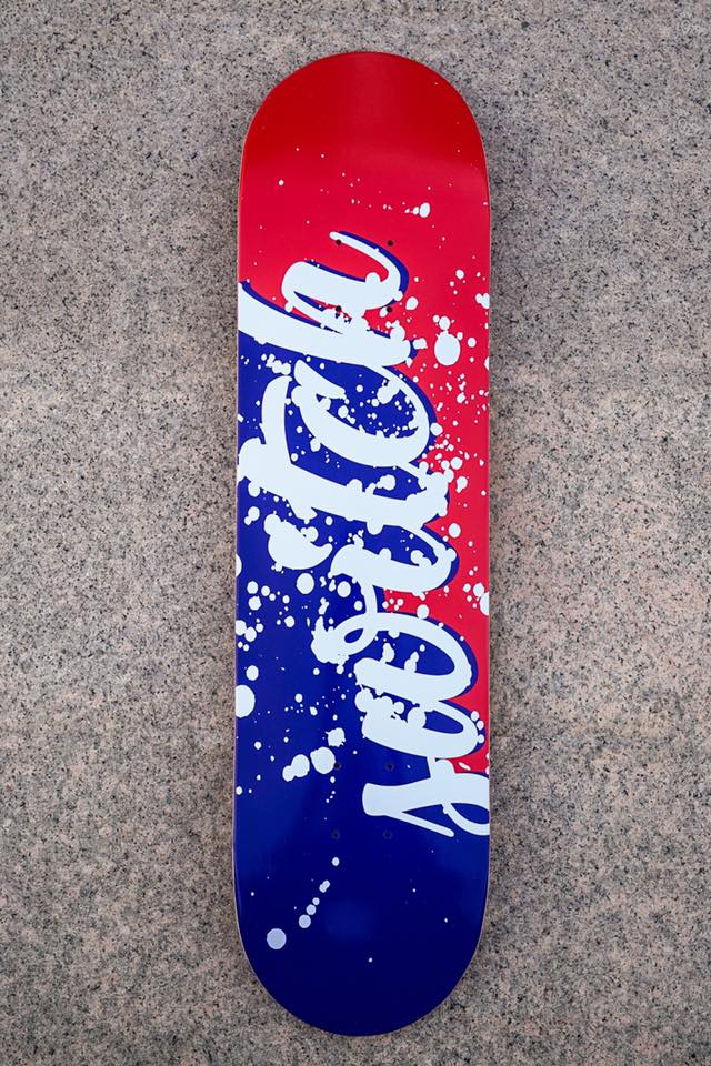 SWITCH Skateboard Deck 8"