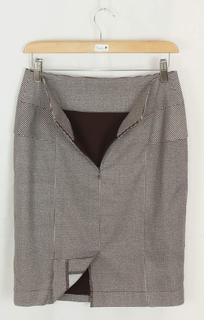 SK-202 กระโปรงแฟชั่น&ทำงาน ทรงสอบ ผ้าคอตต้อนญี่ปุ่นสีน้ำตาลพิมพ์ลายสก็อตเล็กๆ