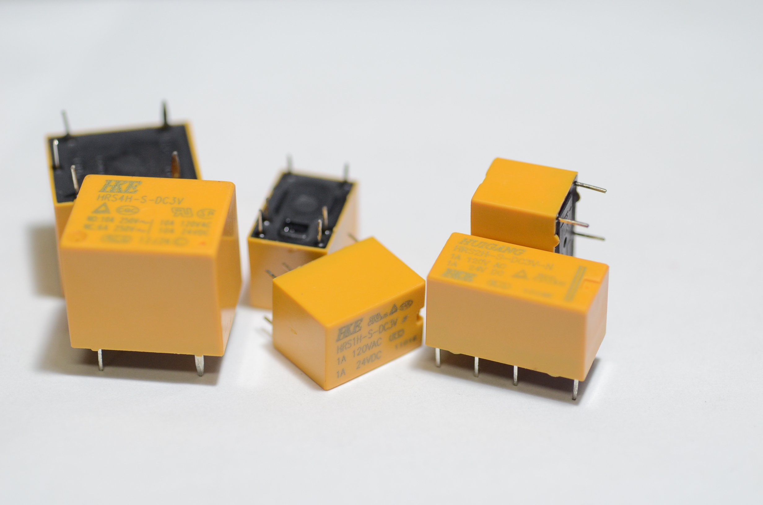 HRS4H-S-DC3V-C : Relay Coil 3V/10A 1FormC