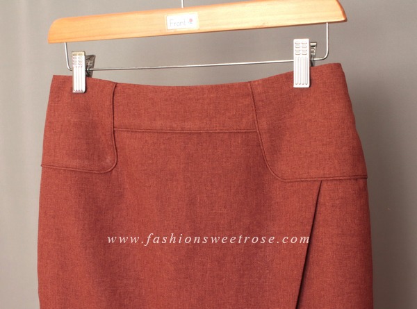 กระโปรงทรงสอบ ผ้าคอตต้อนลินินไอริสสีส้มอิฐ ด้านหน้ากระโปรงดีไซน์เรียบหรู / SK-441