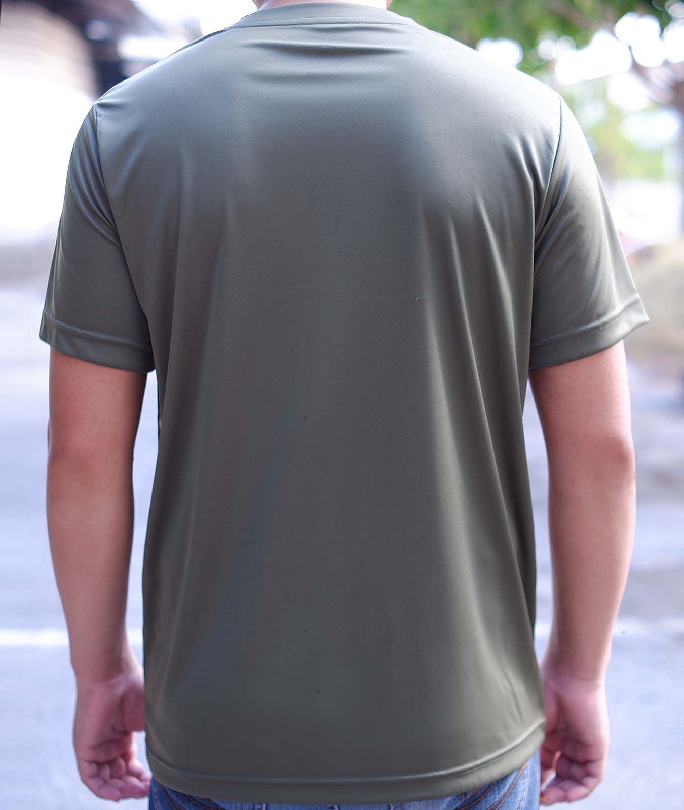 เสื้อคอวี