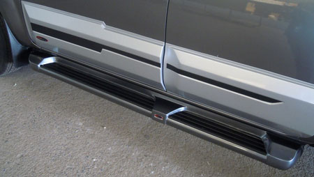 ครอบบันไดข้าง รุ่น 4 ประตู NAVARA NP300