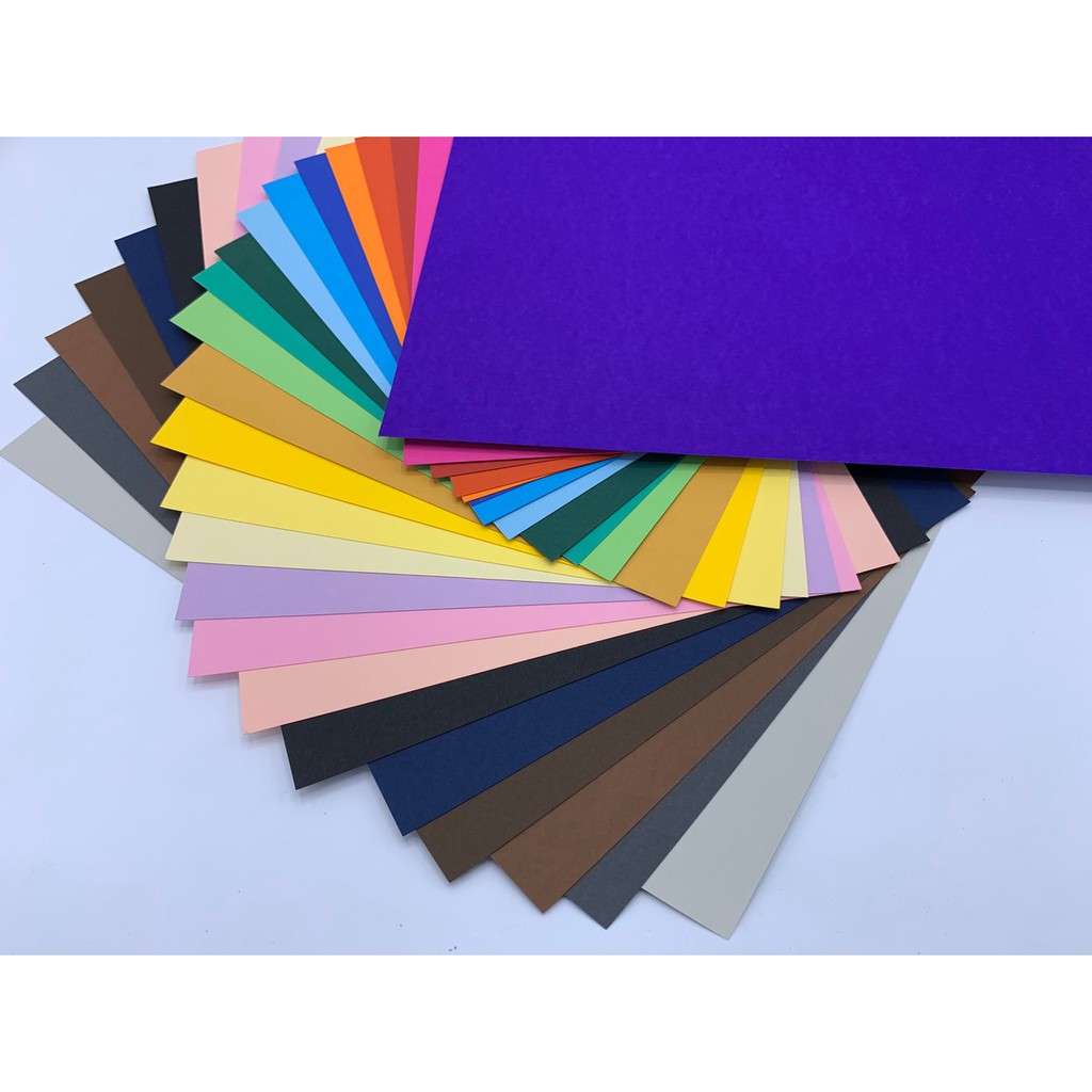 กระดาษ ร้อยปอนด์ สี ขนาด A4 มี 25 สี เนื้อ ร้อยปอนด์ หนา 220 แกรม สำหรับ ทำงาน ประดิษฐ์ งานฝีมือ DIY เอ4