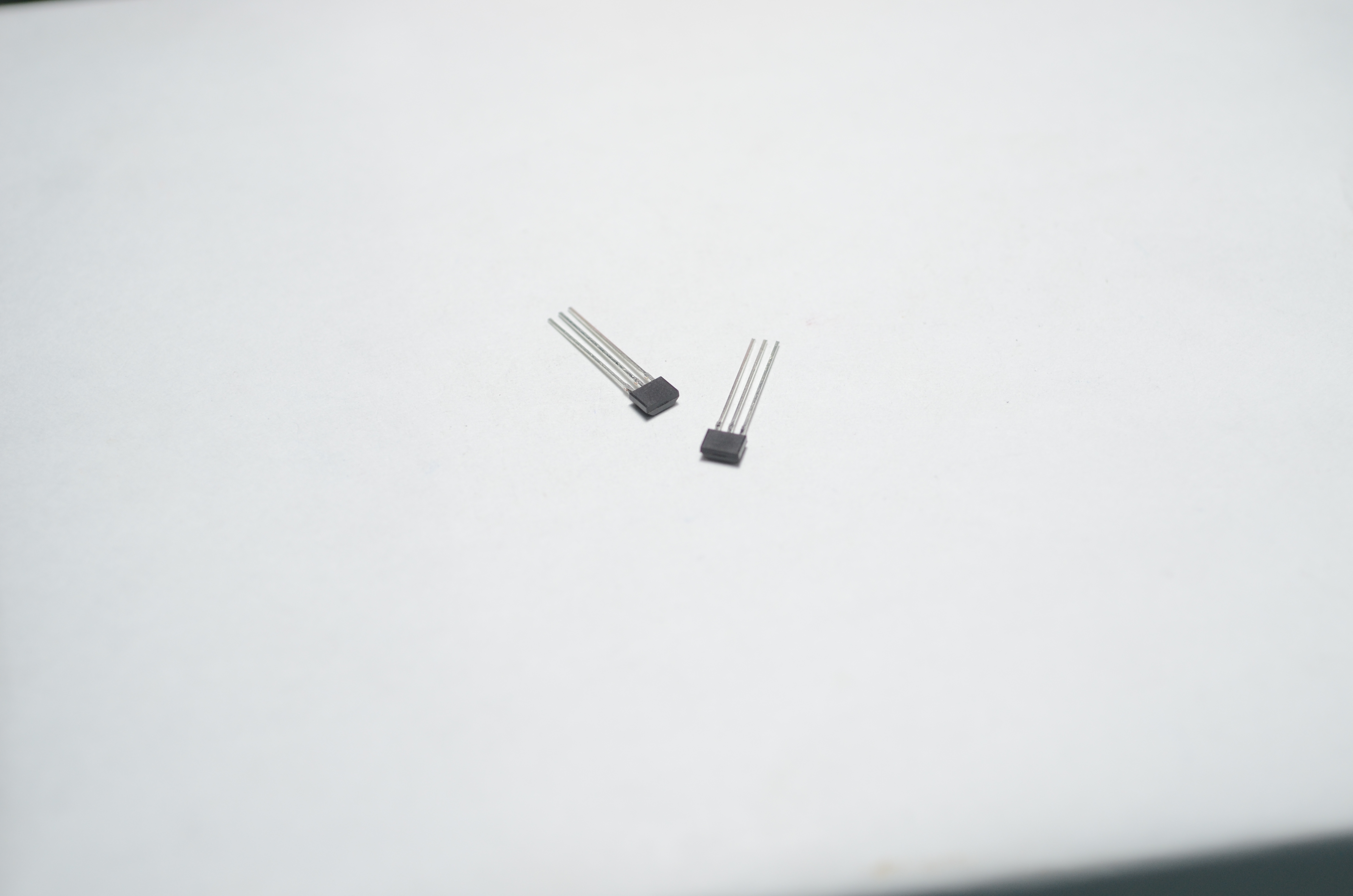 A1302KUA-T : Hall Effect Sensor 1.3mV/G