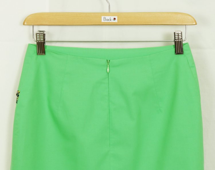 กระโปรงแฟชั่น&ทำงาน ทรงสอบจับจีบ 4 ชั้น ผ้าคอตต้อนญี่ปุ่นสีเขียวมะนาว / SK-112