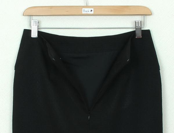 กระโปรงแฟชั่น&ทำงาน กระโปรงทรงสอบผ้า Fendi สีดำ ด้านหน้ากระโปรงดีไซน์เรียบหรู / SK-341