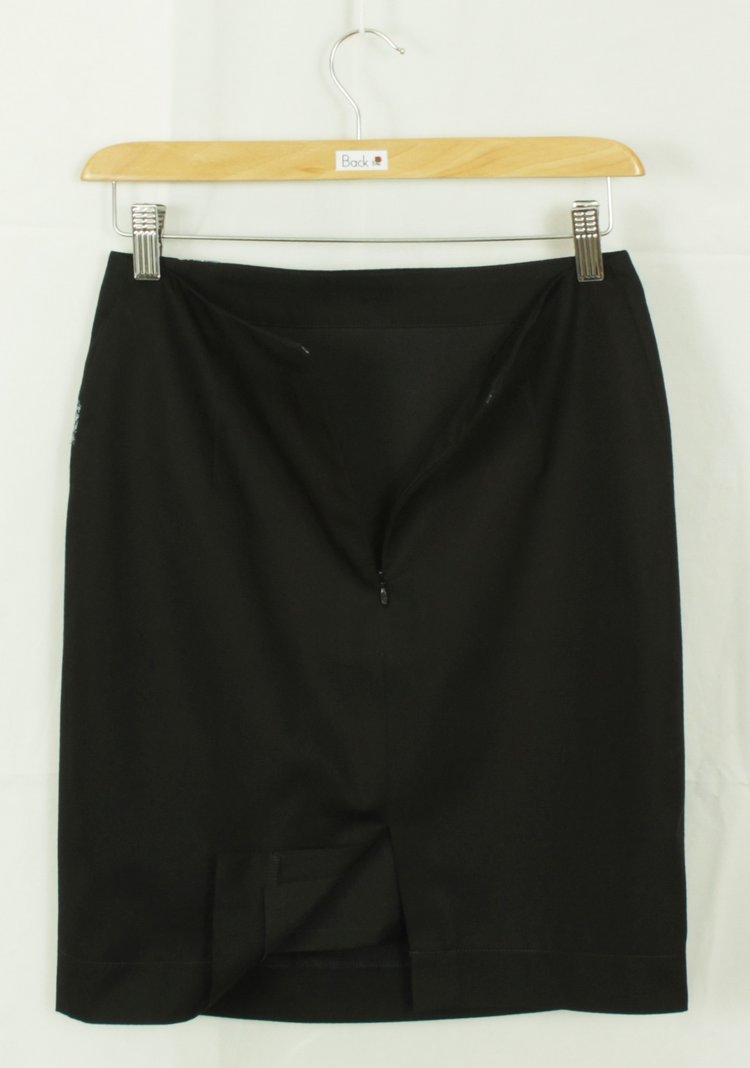 กระโปรงแฟชั่น&ทำงาน ทรงสอบจับจีบ 4 ชั้น ผ้าคอตต้อนญี่ปุ่นสีดำ / SK-111