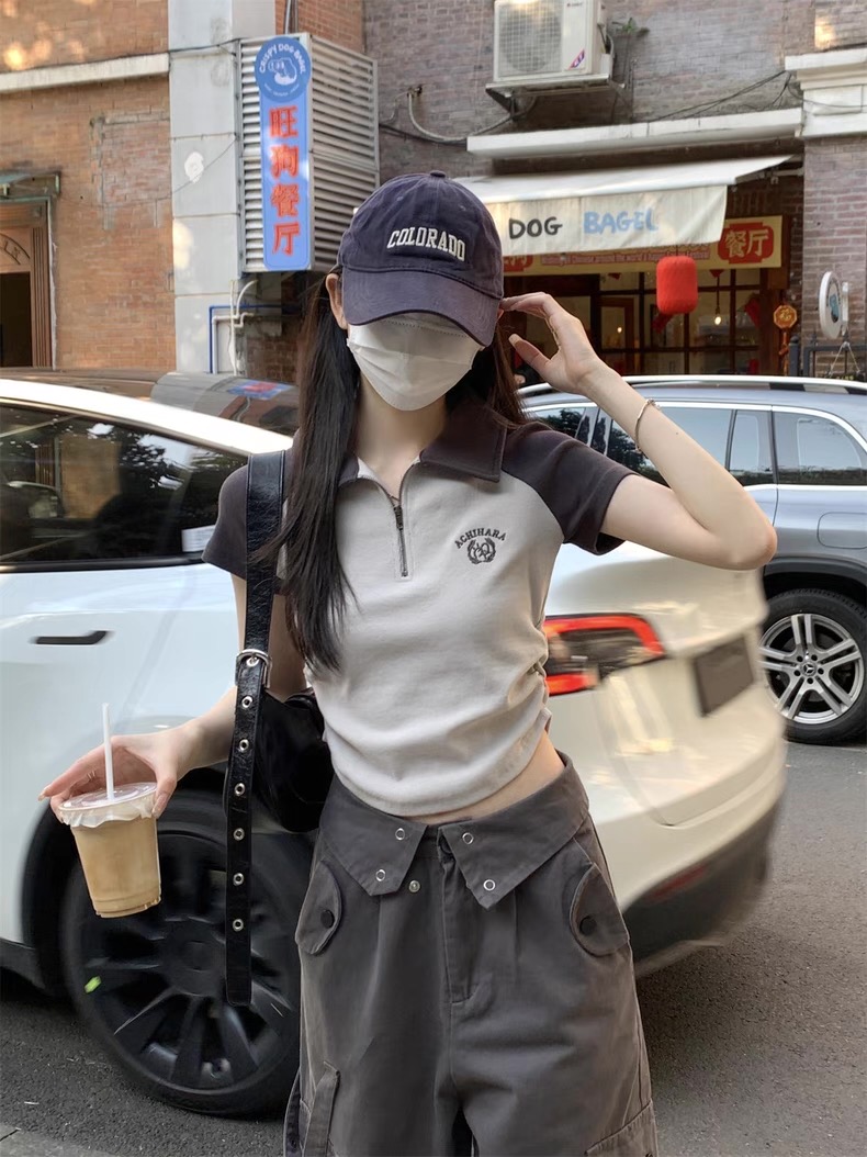 ACHI Zipper tee เสื้อสตรีทไหมพรมแต่งซิป