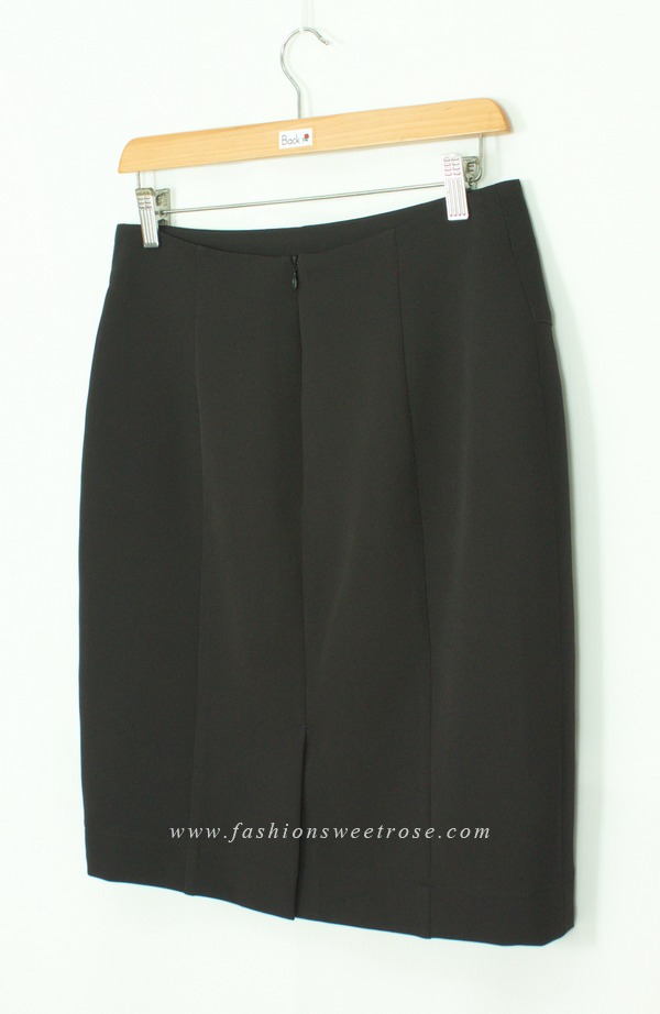 SK-457 กระโปรงทรงสอบ ผ้า Double Twist สีดำ