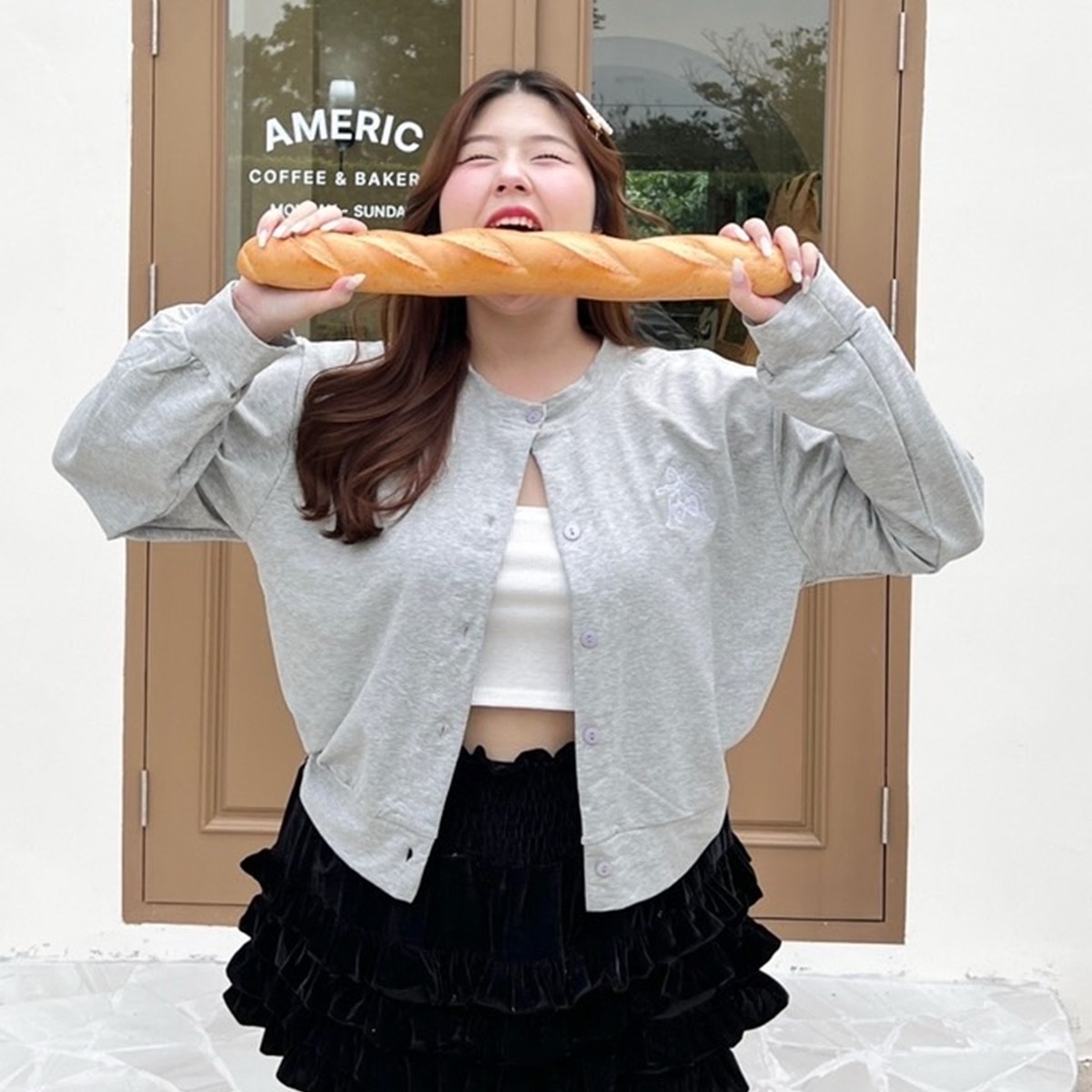 J052 เสื้อแขนยาว ผ้ายืดได้เยอะ หน้าผ้า52นิ้ว