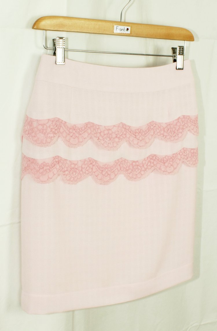 SK-171 กระโปรงแฟชั่น&ทำงาน ทรงสอบ ผ้า CHANEL สีชมพู ตัดต่อ 2 ชั้นด้วยผ้าลูกไม้สีชมพู