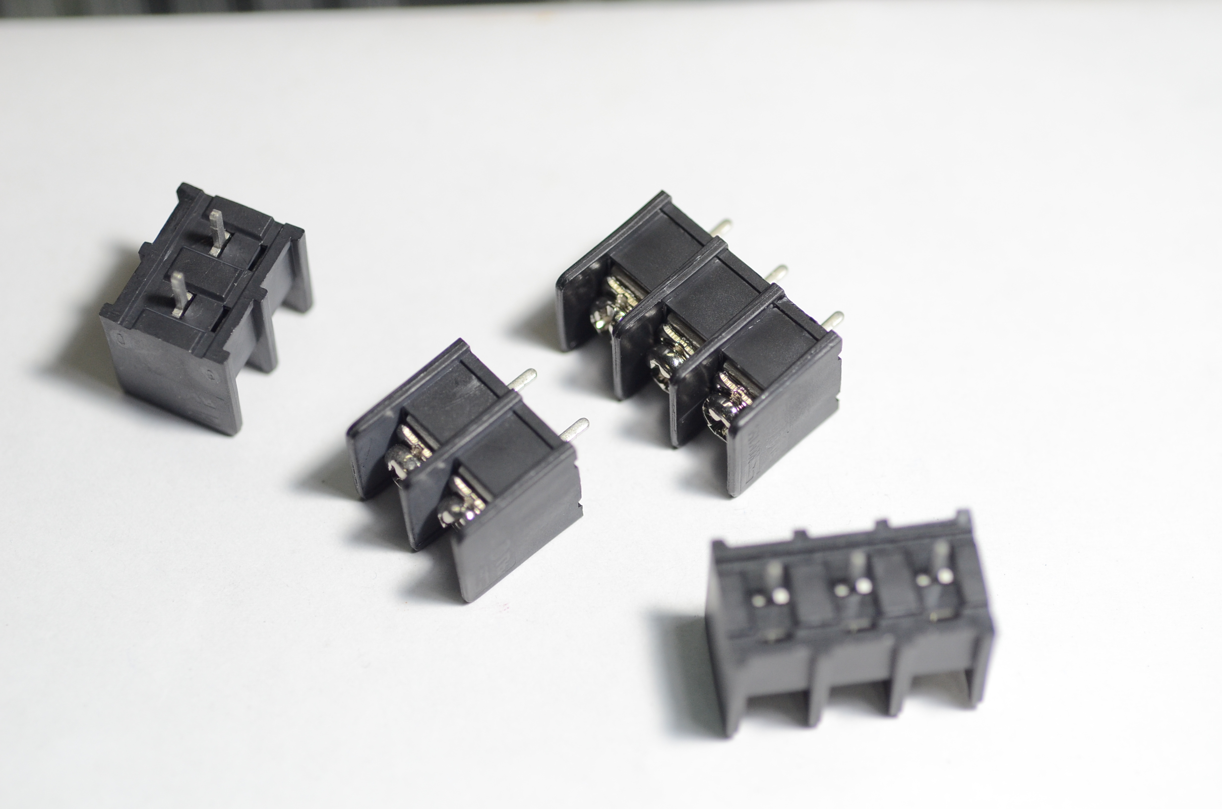DT25-3P : 3 PINS TERMINAL BLOCKS