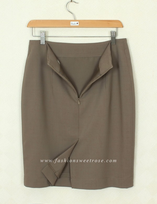 SK-391 กระโปรงแฟชั่น&ทำงาน ทรงดินสอ ผ้า Rose Skinny สีน้ำตาลอ่อน สไตน์เรียบหรู