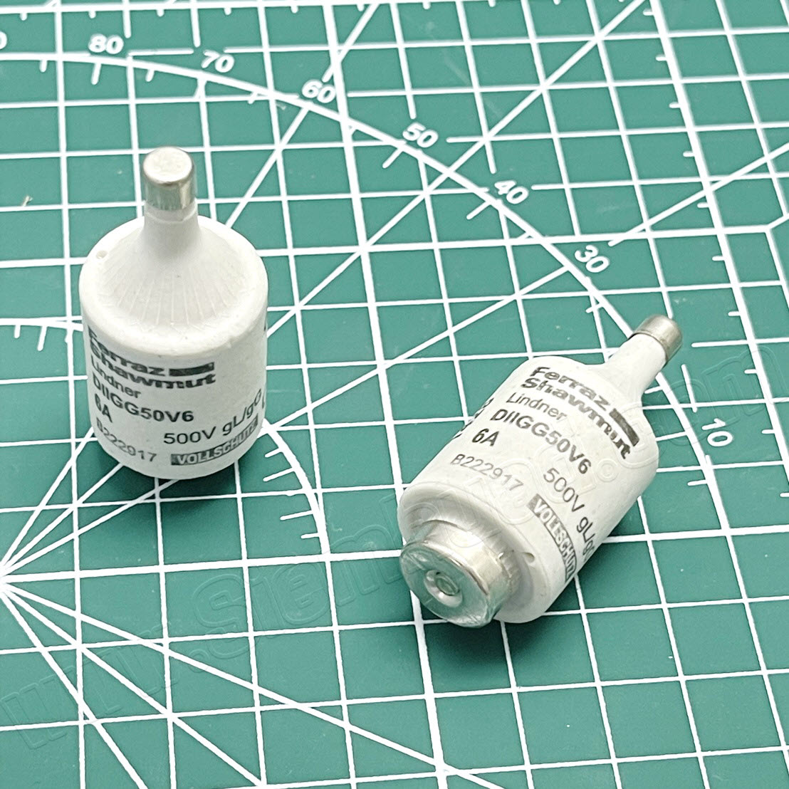 ลูกฟิวส์กระเบื้อง เข้าฐานฟิวส์ล๊อคราง DIN Fuse E16, E27, E33, D01, D02 type (Ferraz Shawmut, MERSEN), NDZ series, DII series, DIII series, DIV series, DV series