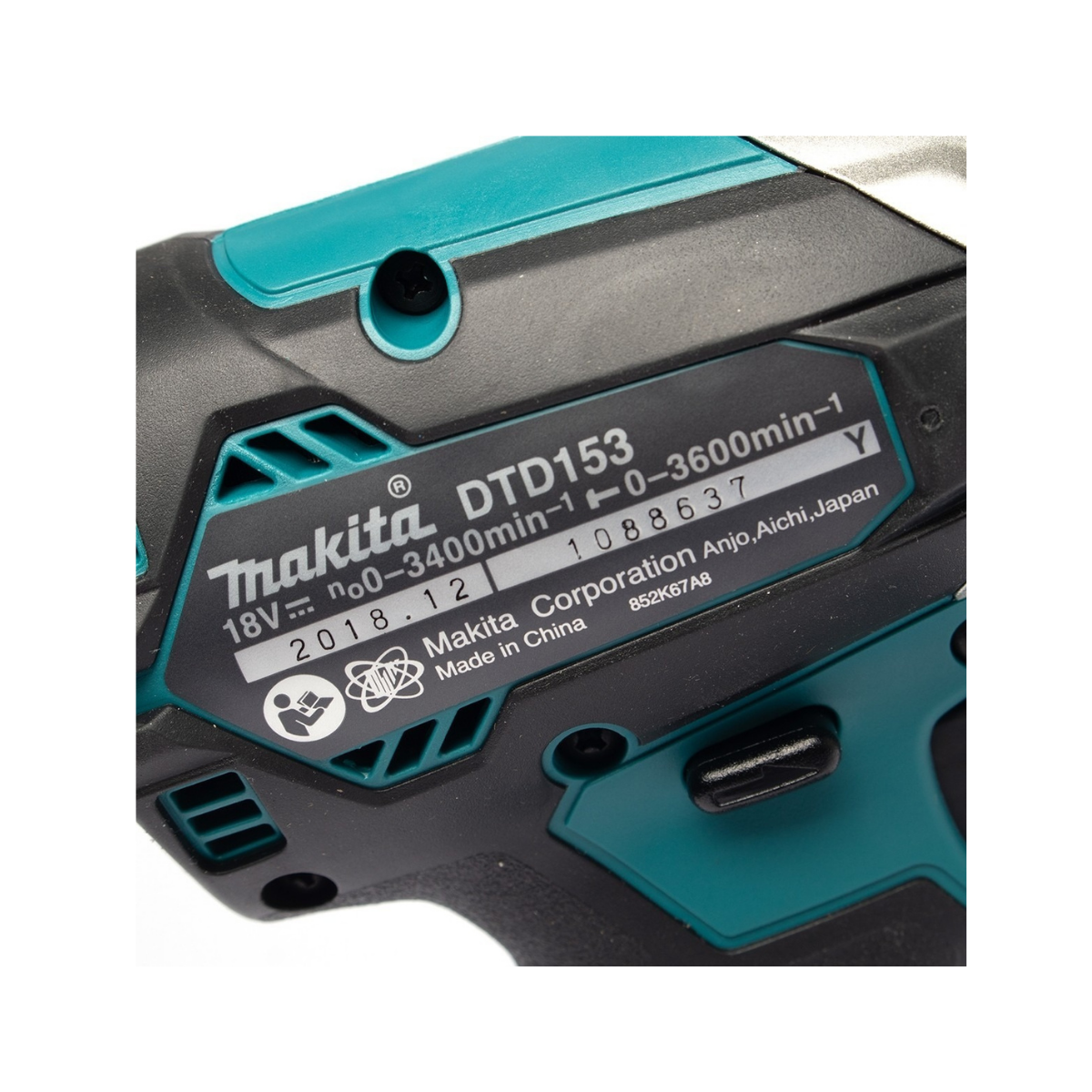 MAKITA ไขควงกระแทก ไร้สาย 18V. 1/4 นิ้ว รุ่น DTD153RFE แบต 3.0Ah.x2 แรงบิด 170 Nm. มอเตอร์ BL LXT