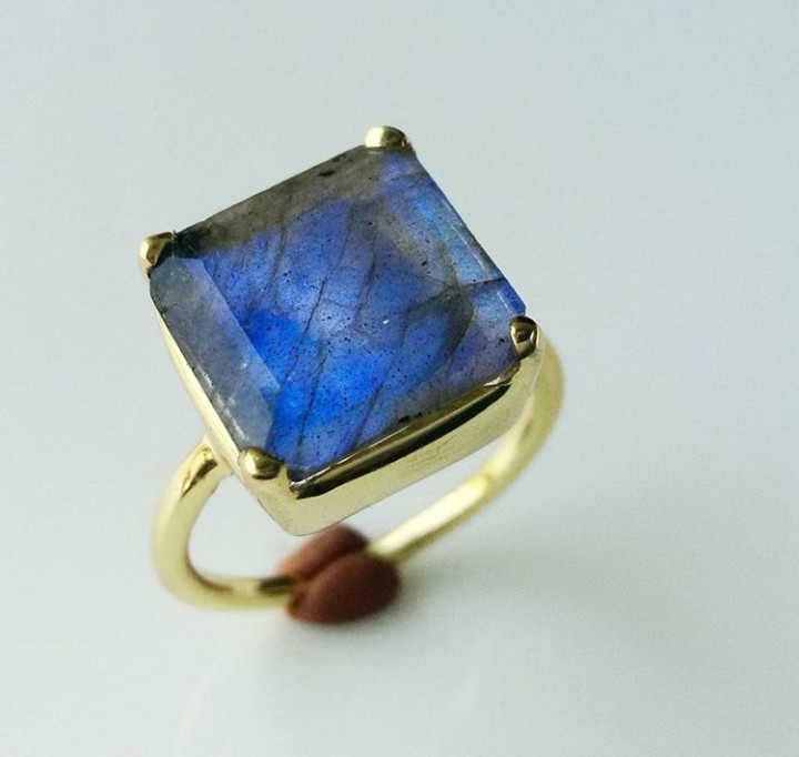 Ring 21