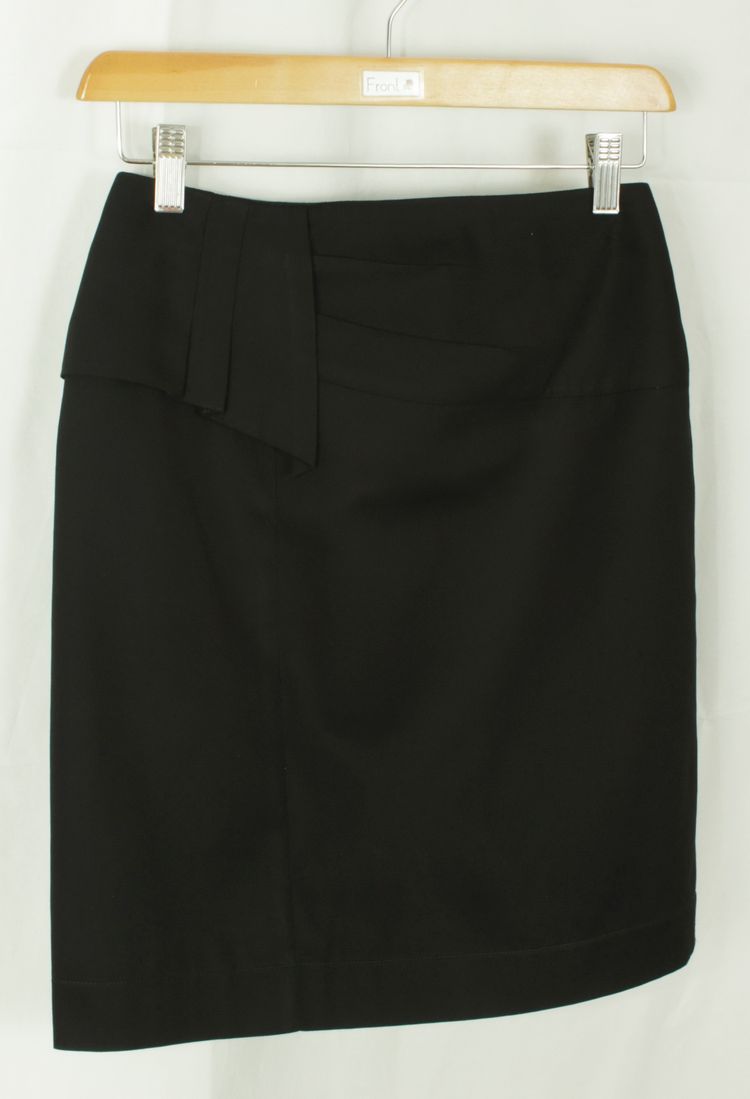 กระโปรงแฟชั่น&ทำงาน กระโปรงทรงสอบแต่งจับจีบระบาย ผ้าคอตต้อนญี่ปุ่นสีดำ / SK-107