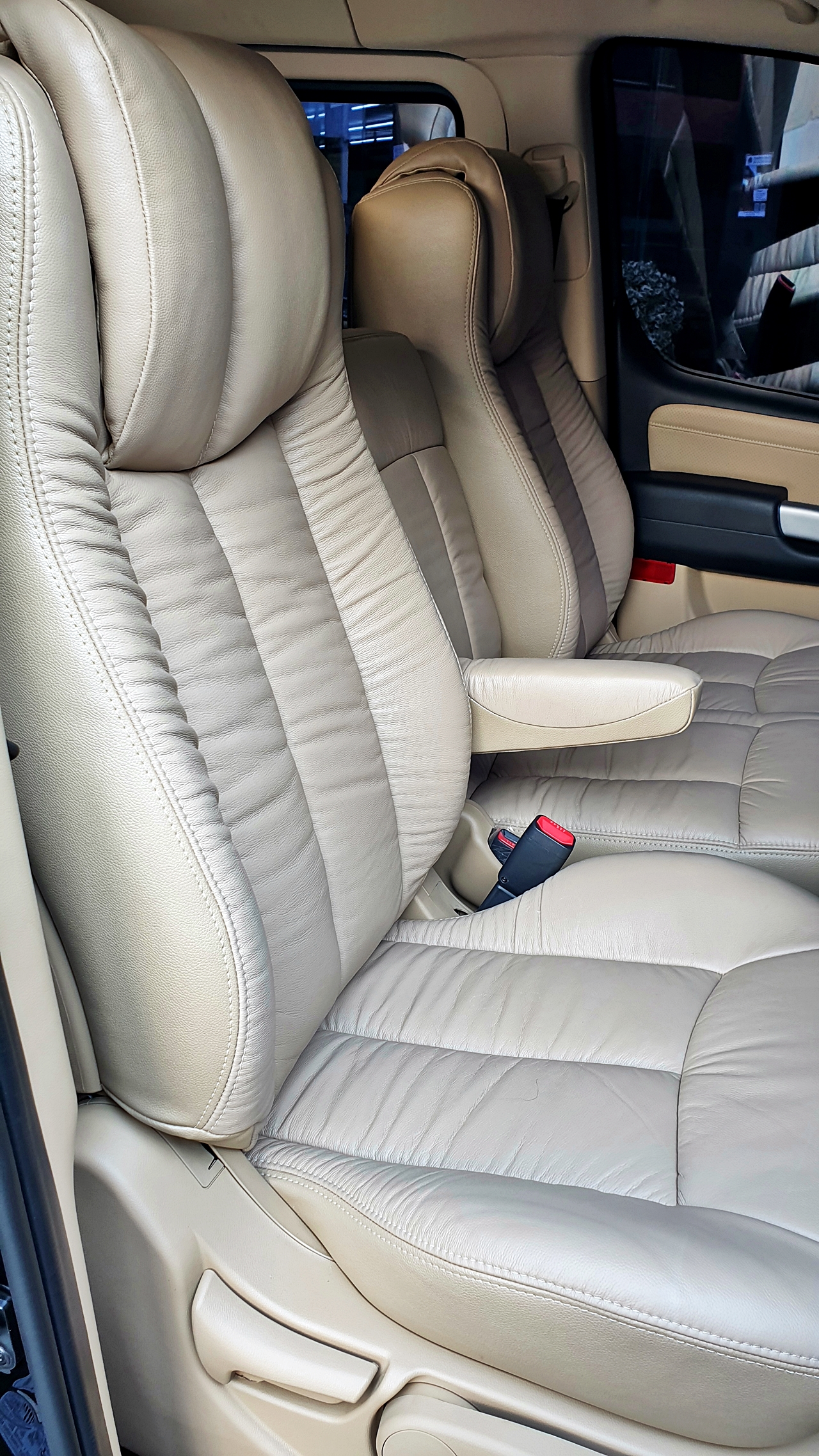 HYUNDAI H-1 ELITE 2019 ลูกค้าเขตกรุงเทพ [เบาะVIP,เบาะท้ายหนัง,เคาเตอร์,พรม]-ฐ2960