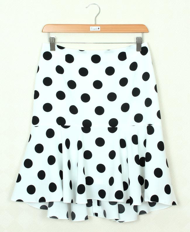 SK-288 กระโปรงแฟชั่น&ทำงาน ทรงย้วย ผ้าไหมอิตาลีพิมพ์ลาย Polka Dot วงกลมดำ พื้นขาว