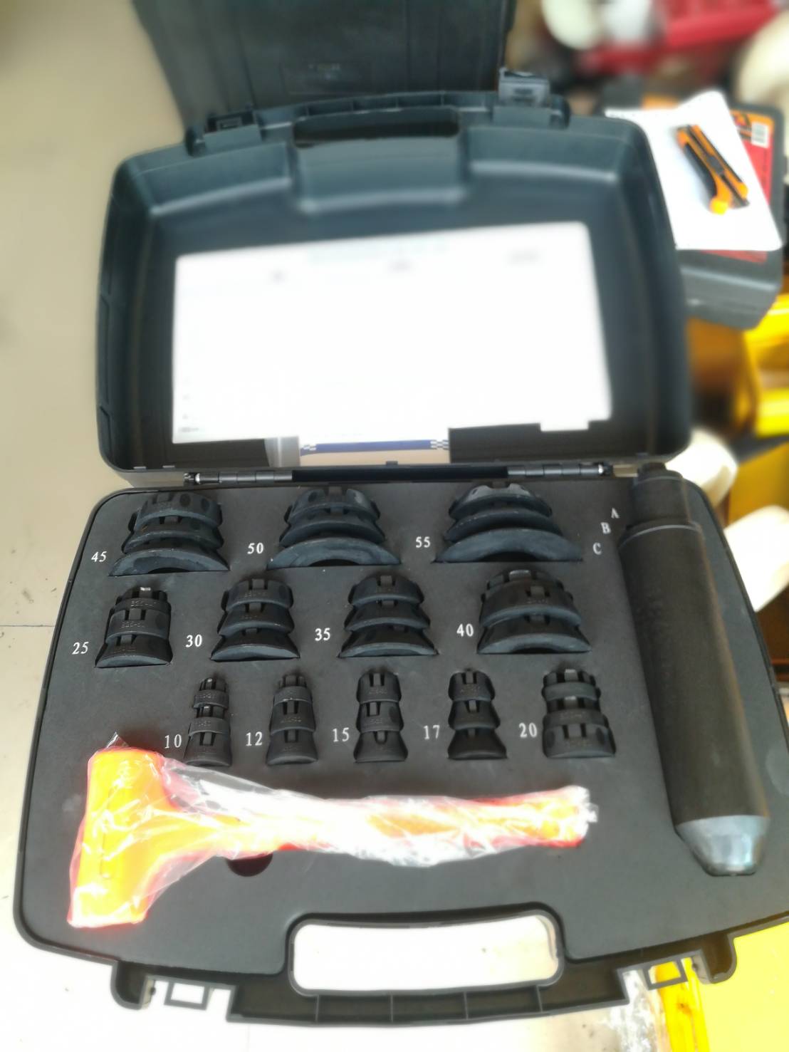 ชุดตอกตลับลูกปืน รุ่น UMH-36 (Fitting Tools Kit)