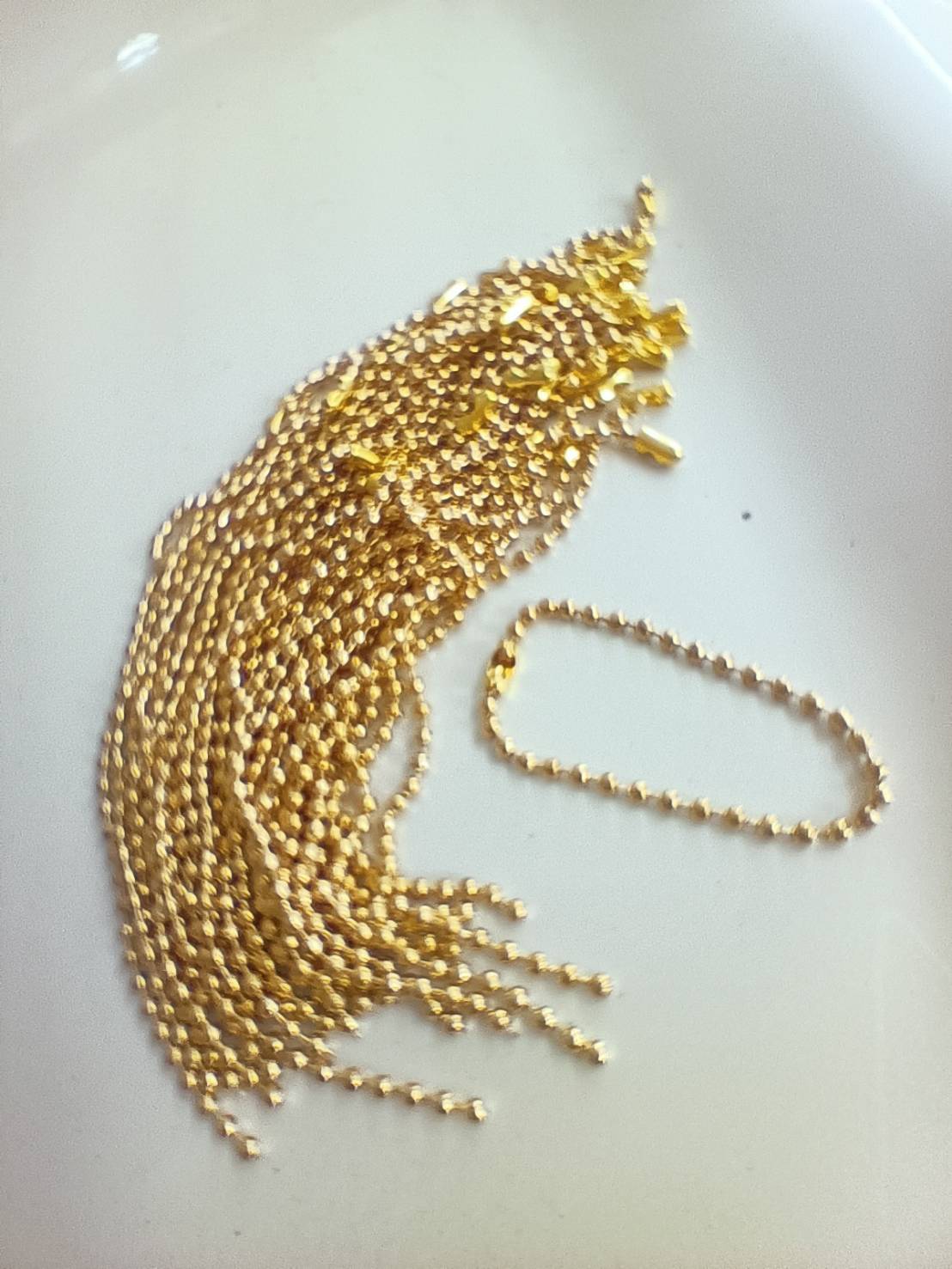 โซ่ไข่ปลาเหล็ก สีน้ำตาลทอง พร้อมข้อต่อตัวล็อก ขนาด 2 มม. เลือกความยาว