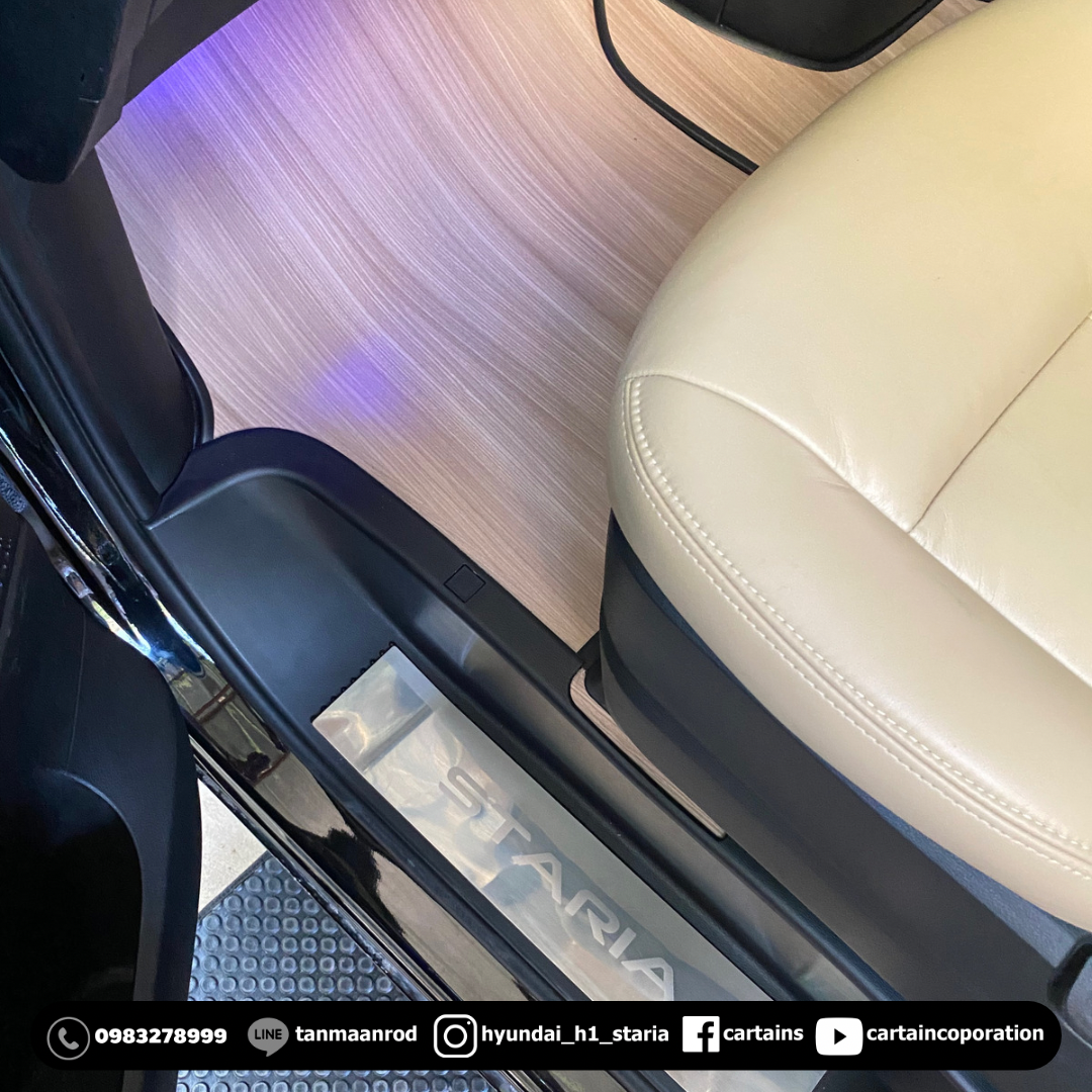 ปูพื้นไม้ลามิเนต ลายไม้แท้ staria