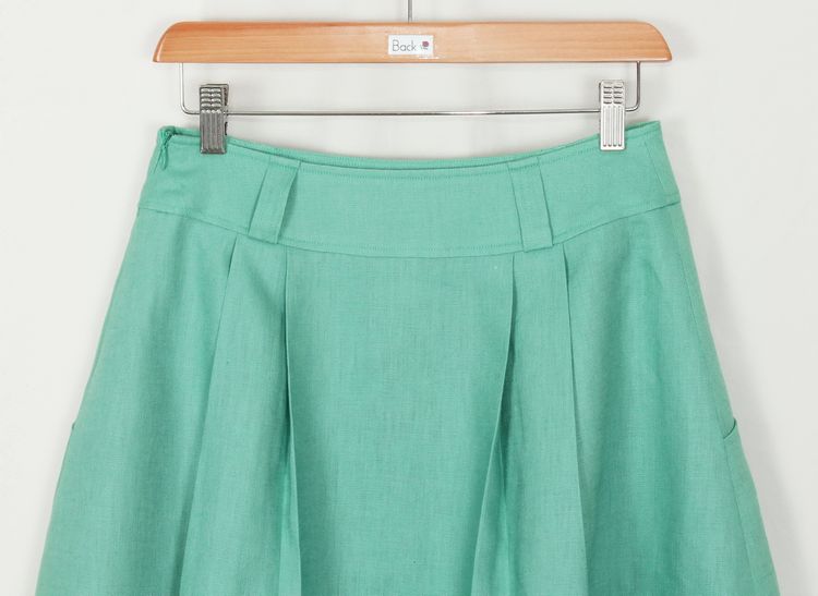 SK-193 กระโปรงแฟชั่น&ทำงาน ทรงบาน ผ้าลินินญี่ปุ่นสีเขียวพาสเทล มีกระเป๋าล้วงได้ 2 ข้าง