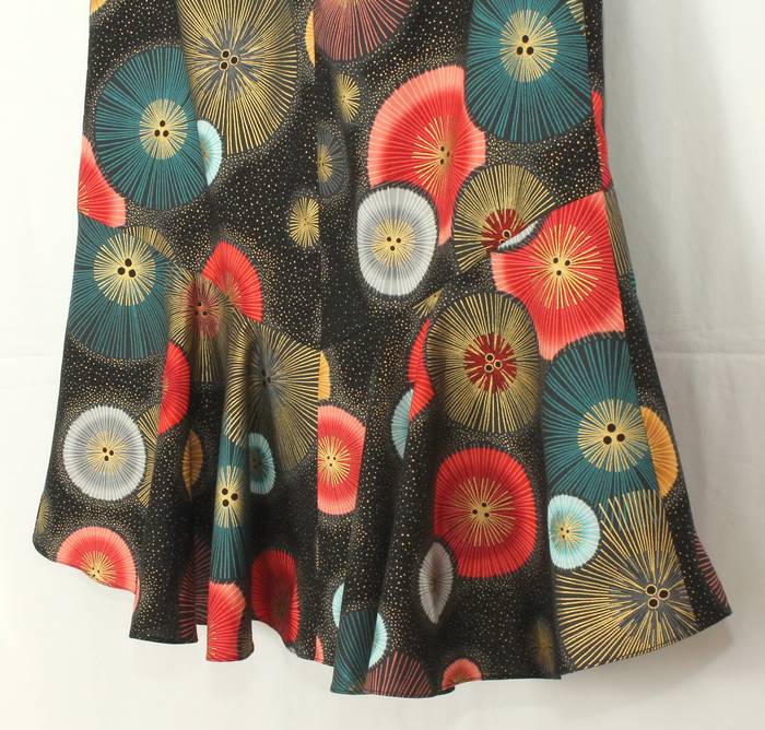 SK-211 กระโปรงแฟชั่น&ทำงาน ทรงย้วย ผ้าคอตตอนญี่ปุ่นพิมพ์ลายวงกลมกราฟฟิคแฟนซี