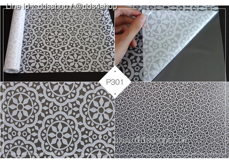 --หมดชั่วคราว- PVC สูญญากาศติดกระจก "White Flower Vintage" หน้ากว้าง 90 cm x 100cm (สั่งมากกว่า 1m ตัดยาวต่อเนื่อง)