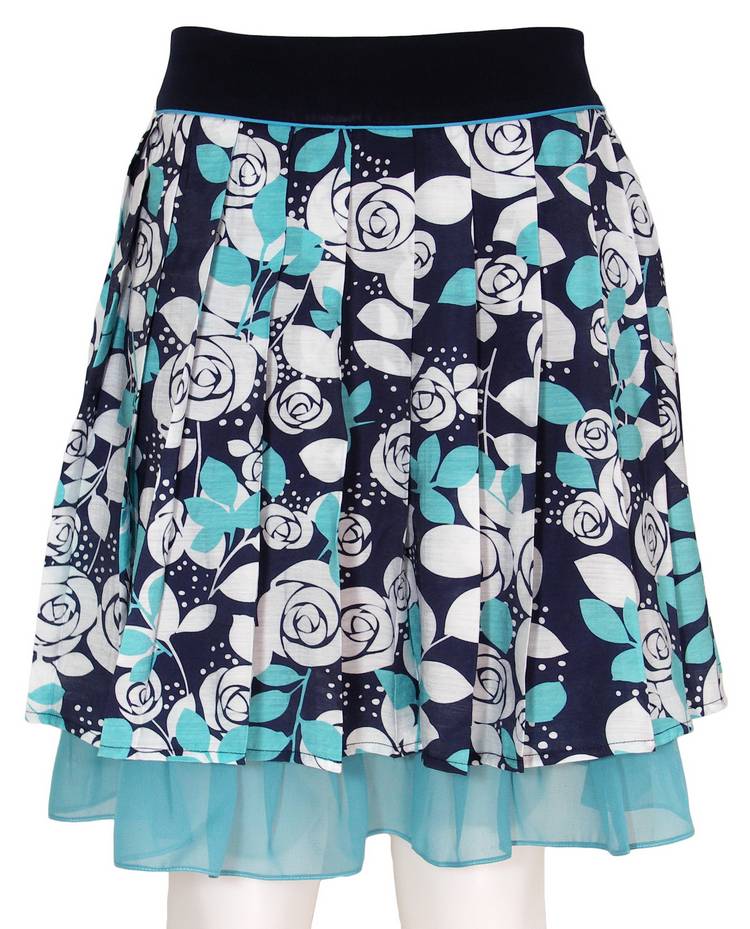 SK-077 กระโปรงทรงระบาย ผ้าคอตต้อนพิมพ์ลายดอกกกุหลาบขาวฟ้า มีจีบรอบตัว