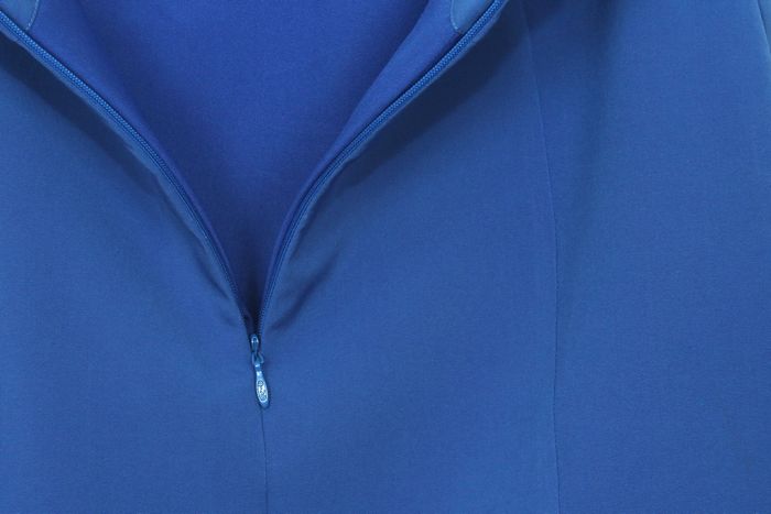 กระโปรงแฟชั่น&ทำงาน ทรงสอบ ผ้าไหมอิตาลีสีฟ้าน้ำทะเล / SK-255