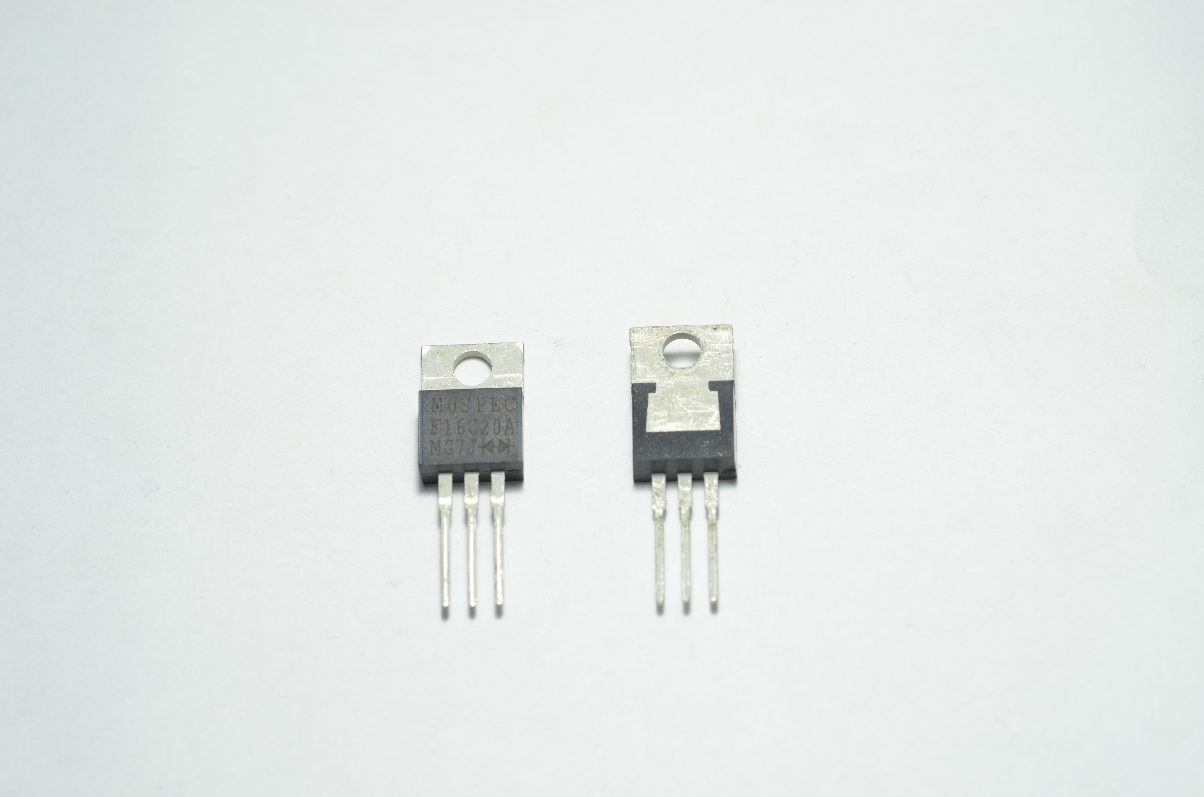 FMU22R: Fast Recovery Diode 200V/10A