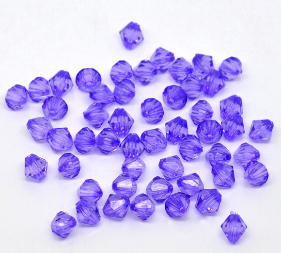 ลูกปัดอะครีลิคไบคอนเหลี่ยมเจีย ขนาด 8x8mm แพ็ค 100 เม็ด