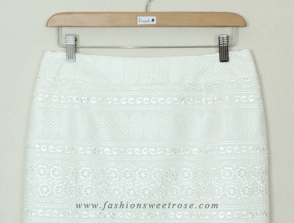SK-340 กระโปรงแฟชั่น&ทำงาน ทรงสอบ ผ้าลูกไม้โทนขาว ชายกระโปรงเป็นเชิงลูกไม้