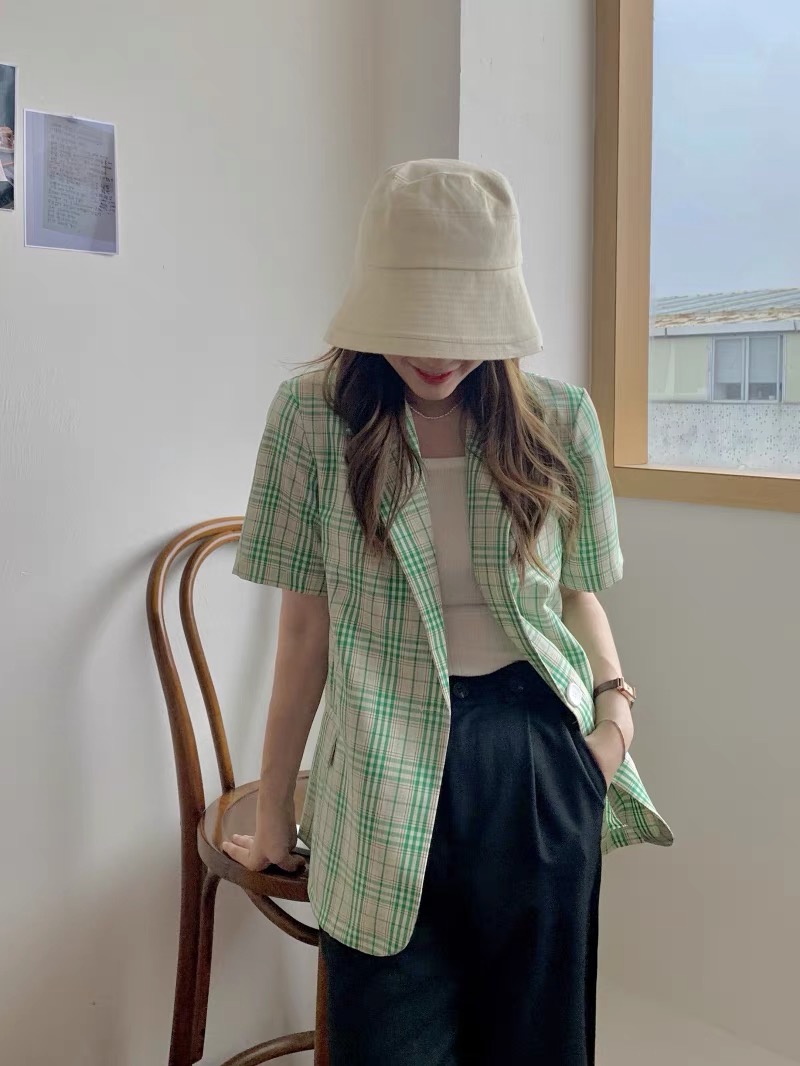 Jolin blazer เสื้อคลุมเบลเซอร์แขนสั้น เขียวครีม