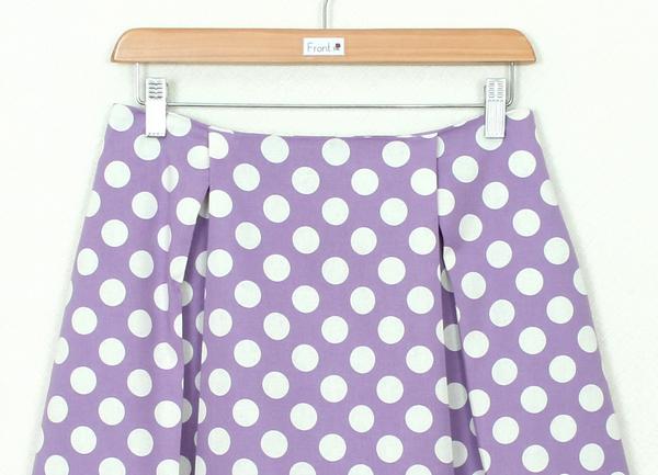 SK-345 กระโปรงแฟชั่น&ทำงาน ทรงบาน ผ้าคอตต้อนลินินญี่ปุ่นพิมพ์ลาย POLKA DOT จุดขาวพื้นม่วง